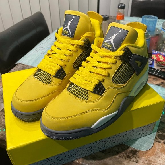Air Jordan 4 lightining main image 5